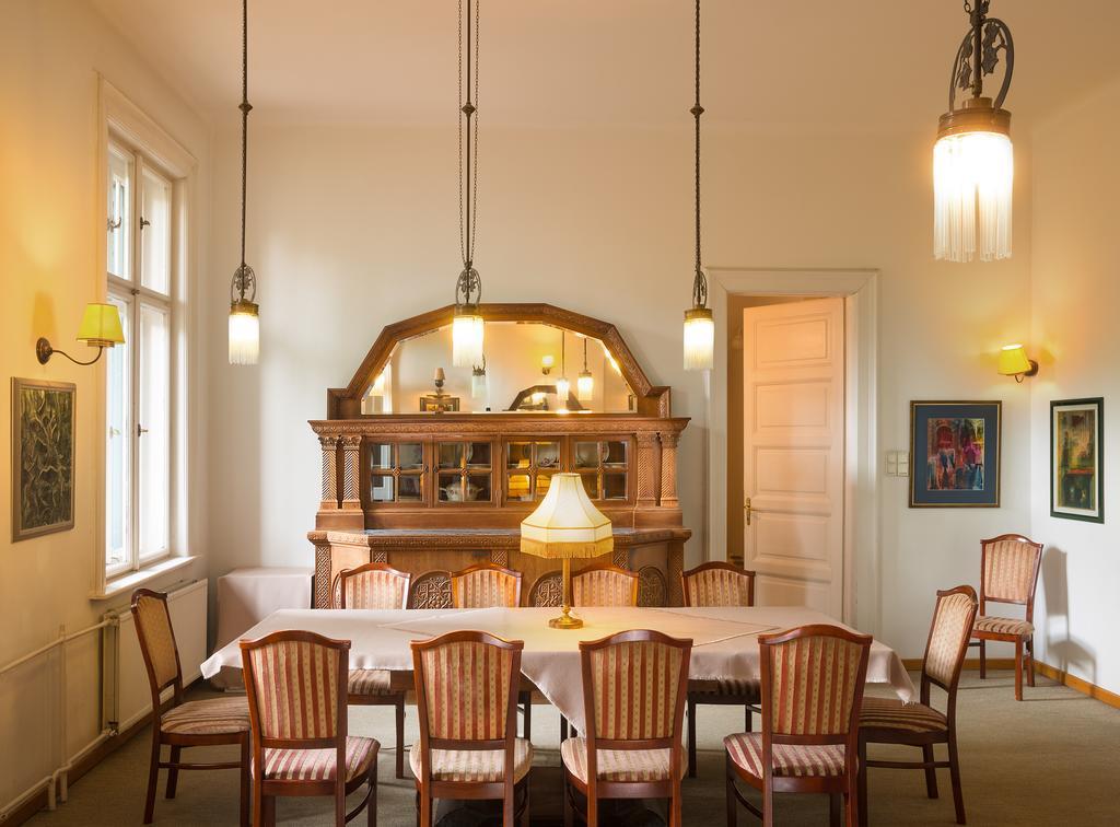 Hotel Abel Pension Budapest Bagian luar foto